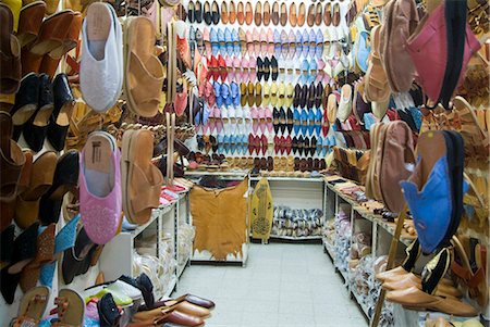 Chaussure marché, Houmt-Souk, île de Djerba, en Tunisie, l'Afrique du Nord, Afrique Photographie de stock - Rights-Managed, Code: 841-03031623