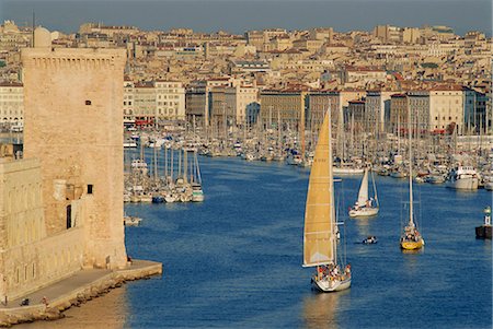 simsearch:841-02991898,k - The Old Port, Marseilles, Provence, France, Europe Stock Photo - Rights-Managed, Code: 841-03033147