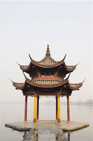 Pavilion early in the morning on West Lake, Hangzhou, Zhejiang Province, China, Asia Stock Photo - Rights-Managed, Code: 841-03055891