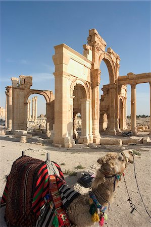 simsearch:841-02707735,k - Tourist camel ride, monumental arch, archaelogical ruins, Palmyra, UNESCO World Heritage Site, Syria, Middle East Stock Photo - Rights-Managed, Code: 841-03056617