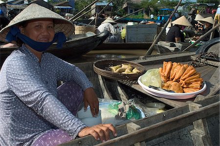 simsearch:841-02925433,k - Floating market, Cantho, Mekong Delta, Southern Vietnam, Southeast Asia, Asia Stock Photo - Rights-Managed, Code: 841-03056643