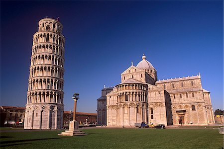 simsearch:841-06806761,k - Leaning Tower (Torre Pendente) dating from between the 12th and 14th centuries, and Duomo dating from the 11th century, Campo dei Miracoli, UNESCO World Heritage Site, Pisa, Tuscany, Italy, Europe Stock Photo - Rights-Managed, Code: 841-03064515