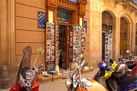 simsearch:841-06804846,k - Book store, La Ribera district, Barcelona, Catalonia, Spain, Europe Stock Photo - Rights-Managed, Code: 841-03066502