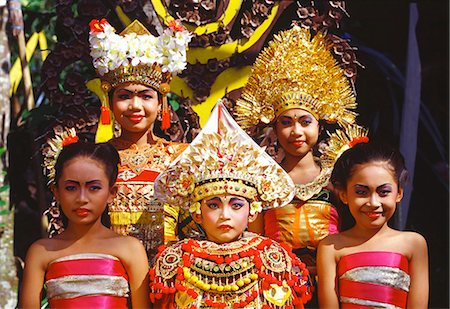 Portrait de Legong danseurs, Bali (Indonésie), l'Asie du sud-est, Asie Photographie de stock - Rights-Managed, Code: 841-03067172