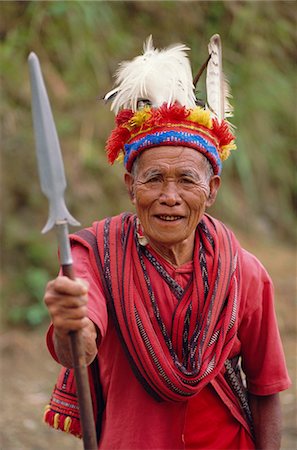 filipino tribal man with feathers - Portrait of an old man of the Ifugao tribe, Banaue, Mountain Province, North Luzon, Philippines Stock Photo - Rights-Managed, Code: 841-03067430