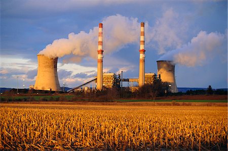simsearch:841-02708432,k - Power Station, Middleburg, Pennsylvania, United States of America Stock Photo - Rights-Managed, Code: 841-03067616