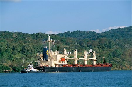 panama canal shipping - Cargo ship in Culebra Cut, Panama Canal, Panama, Central America Stock Photo - Rights-Managed, Code: 841-03060505