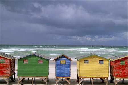 simsearch:841-03061953,k - Beach huts, Muizenberg, Cape Peninsula, South Africa, Africa Stock Photo - Rights-Managed, Code: 841-03060807