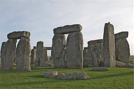 simsearch:841-07202123,k - Stonehenge, 5000 years old stone circle, UNESCO World Heritage Site, Salisbury Plain, Wiltshire, England, United Kingdom, Europe Stock Photo - Rights-Managed, Code: 841-03061399