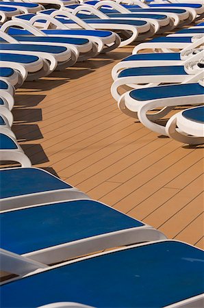 simsearch:841-03066251,k - Sun deck, cruise ship Stock Photo - Rights-Managed, Code: 841-03061466