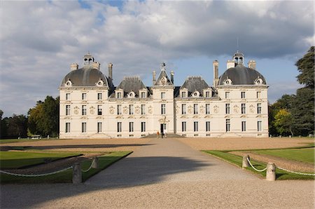 The 17th century Chateau de Cheverny, Loir-et-Cher, Loire Valley, France, Europe Stock Photo - Rights-Managed, Code: 841-03061498