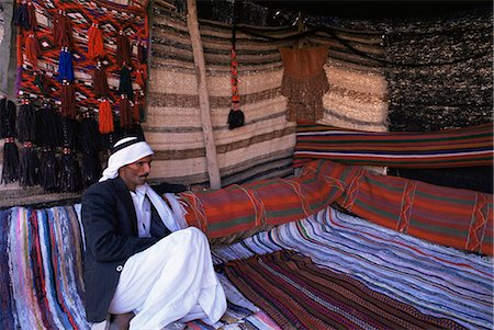 simsearch:841-02947168,k - Interior of a Bedouin tent, Sinai, Egypt, North Africa, Africa Foto de stock - Con derechos protegidos, Código: 841-03063219