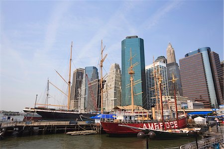 simsearch:841-02708432,k - South Street Seaport and Lower Manhattan buildings, New York City, New York, United States of America, North America Stock Photo - Rights-Managed, Code: 841-03454320