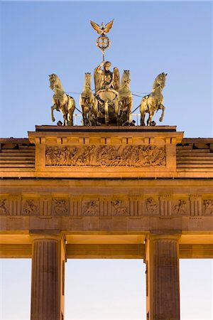 Quadriga on Brandenburger Tor (Brandenburg Gate) illuminated at night in Pariser Platz, Berlin, Germany, Europe Stock Photo - Rights-Managed, Code: 841-03505158