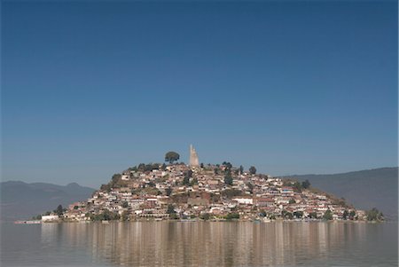 revolution - Statue of Jose Maria Morelos, a revolutionary hero, at top of island, Isla Janitzio, Lago de la Patzcuaro, Patzcuaro, Michoacan, Mexico, North America Stock Photo - Rights-Managed, Code: 841-03518771