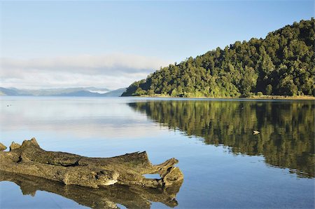 Lake Waikaremoana, Te Urewera National Park, Bay of Plenty, North Island, New Zealand, Pacific Stock Photo - Rights-Managed, Code: 841-03674179