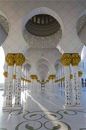 pillars arch corridor - Gilded columns of Sheikh Zayed Bin Sultan Al Nahyan Mosque, Abu Dhabi, United Arab Emirates, Middle East Stock Photo - Rights-Managed, Code: 841-03674954
