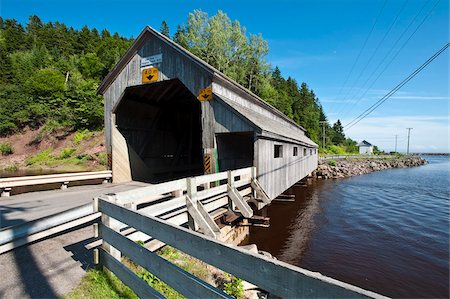 Irish River covered bridge St. Martins, New Brunswick, Canada, North America Stock Photo - Rights-Managed, Code: 841-03675038