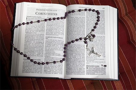 Bible and prayer beads, France, Europe Stock Photo - Rights-Managed, Code: 841-03675866