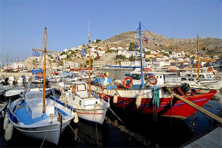 simsearch:841-05796762,k - Small boats in the harbour of the island of Hydra, Greek Islands, Greece, Europe Stock Photo - Rights-Managed, Code: 841-03676513