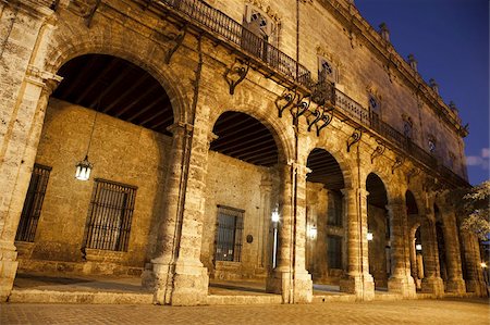 simsearch:841-03676615,k - Palacio del Segundo Cabo dating from 1776, in the Plaza de Armas in Old Havana, UNESCO World Heritage Site, Havana, Cuba, West Indies, Central America Stock Photo - Rights-Managed, Code: 841-03677180