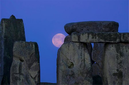 Moon behind Stonehenge, UNESCO World Heritage Site, Wiltshire, England,  United Kingdom, Europe Stock Photo - Rights-Managed, Code: 841-03672483