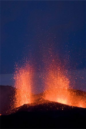 fire hazard - Fountaining lava from Eyjafjallajokull volcano, Iceland, Polar Regions Stock Photo - Rights-Managed, Code: 841-03672651