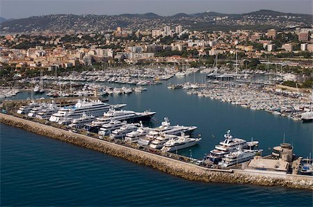 french riviera - View from helicopter of Antibes, Alpes-Maritimes, Provence, Cote d'Azur, French Riviera, France, Mediterranean, Europe Foto de stock - Con derechos protegidos, Código: 841-03673429