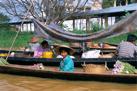 simsearch:841-03033826,k - Floating market, Ywama, Inle Lake, Shan State, Myanmar (Burma), Asia Stock Photo - Rights-Managed, Code: 841-03673851