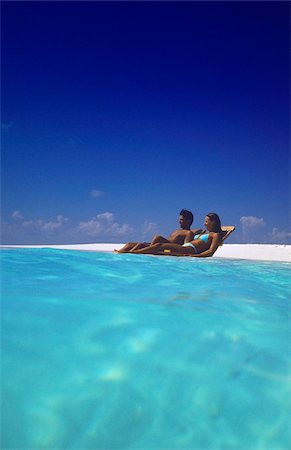 simsearch:628-00919176,k - Couple on a beach, Maldives, Indian Ocean, Asia Stock Photo - Rights-Managed, Code: 841-03869766