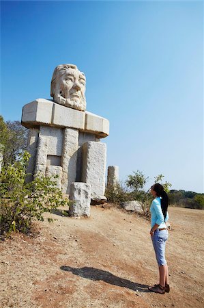 eastern transvaal - Woman looking at statue of Paul Kruger at Paul Kruger Gate, Kruger National Park, Mpumalanga, South Africa, Africa Stock Photo - Rights-Managed, Code: 841-03870051