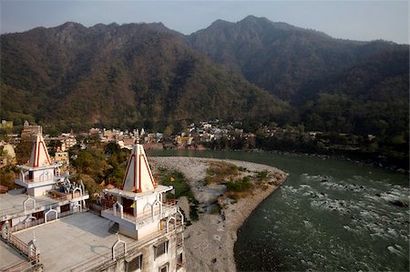 rishikesh - Lakshman temple overlooking the Ganges in Rishikesh, Uttarakhand, India, Asia Stock Photo - Rights-Managed, Code: 841-03870684