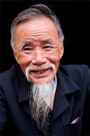 simsearch:841-07081838,k - Village elder, Tam Ky, Vietnam, Indochina, Southeast Asia, Asia Stock Photo - Rights-Managed, Code: 841-03870745