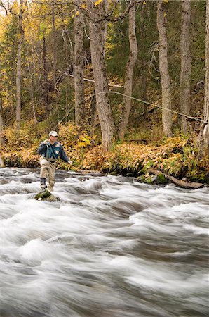 simsearch:854-02954953,k - Bienvenue sur fleuve russe péninsule Kenai en Alaska automne Photographie de stock - Rights-Managed, Code: 854-03538015