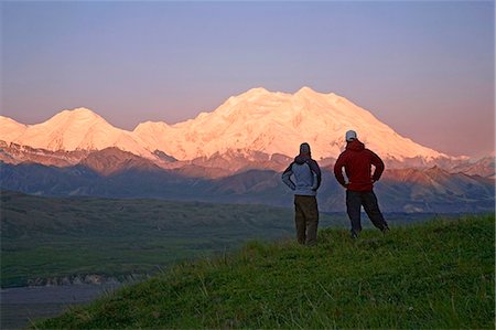 simsearch:854-03538162,k - Visitors view the sunrise on MtMcKinley near Eielson Visitor Center Denali National Park Alaska Stock Photo - Rights-Managed, Code: 854-03538135