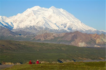 simsearch:854-03538162,k - Two hikers view McKinley from tundra at Eielson visitor center summer Denali National Park Alaska Stock Photo - Rights-Managed, Code: 854-03538142