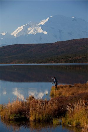 simsearch:854-02954953,k - Fly fisherman jette sur Wonder lake avec le côté nord du mont McKinley en arrière-plan, Denali National Park and Preserve, intérieur de l'Alaska, automne Photographie de stock - Rights-Managed, Code: 854-03845704