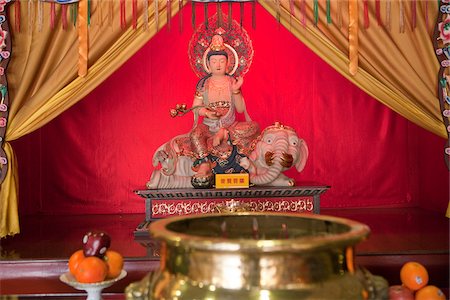 simsearch:855-06313356,k - Shrine of Goddess guanyin at Ching Wan Koon, Tsing Shan Temple, New Territories, Hong Kong Stock Photo - Rights-Managed, Code: 855-05984503