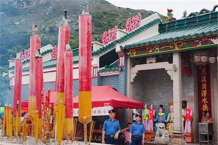 simsearch:855-06313356,k - Celebrating Tin Hau festival at the Big Temple, Joss House Bay, Hong Kong Stock Photo - Rights-Managed, Code: 855-06022498