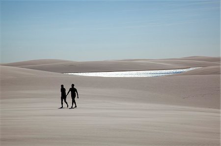 simsearch:855-06313097,k - Sandy dunes near Lagoa Bonita (Beautiful Lagoon) at Parque Nacional dos Lencois Maranhenses, Brazil Foto de stock - Con derechos protegidos, Código: 855-06313105