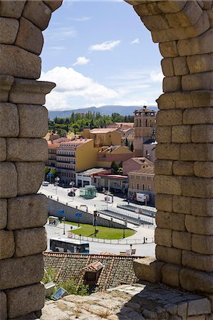 simsearch:855-08420585,k - Looking through the Roman aqueduct the townscape, Segovia, Castile-Leon, Spain, Europe Stock Photo - Rights-Managed, Code: 855-08420587
