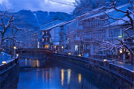 Snow on Otani river at night, Kinosaki Onsens (Hot springs) in winter. Kinosaki Hyogo Prefecture, Kansai, Japan Stock Photo - Rights-Managed, Code: 855-08420927