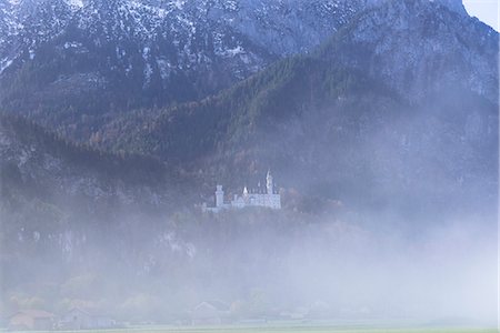 schwangau - Neuschwanstein Castle in the fog, Schwangau, Bavaria, Germany Stock Photo - Rights-Managed, Code: 855-08781599