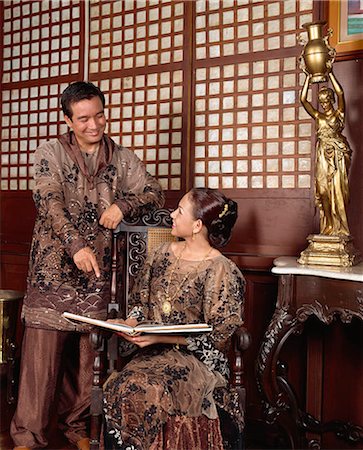 philippine cultural clothing - Couple in Filipiniana attire Stock Photo - Rights-Managed, Code: 855-02987219
