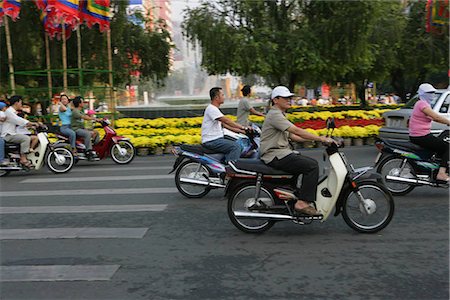 simsearch:855-02987805,k - People on motobike in street of Ho Chi Minh,Vietnam Stock Photo - Rights-Managed, Code: 855-03021916