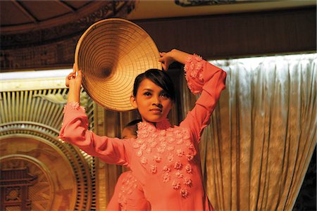 simsearch:855-02986033,k - Traditional dance show at Rex Hotel,Ho Chi Minh city,Vietnam Stock Photo - Rights-Managed, Code: 855-03021952
