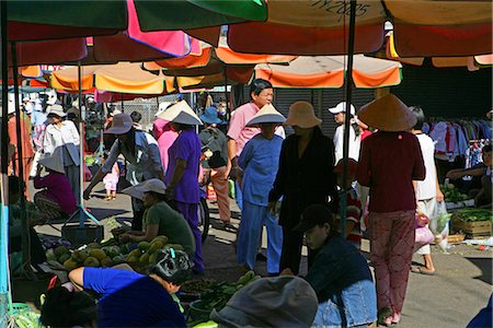 simsearch:855-02987805,k - Morning market at Vung Tau City,Vietnam Stock Photo - Rights-Managed, Code: 855-03022074