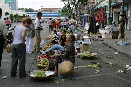 simsearch:855-03021954,k - Roadside hawkers,Ho Chi Minh City,Vietnam Stock Photo - Rights-Managed, Code: 855-03022114