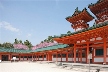 Watch tower and corridor, Heian-jingu shrine, Kyoto, Japan Stock Photo - Rights-Managed, Code: 855-03253098