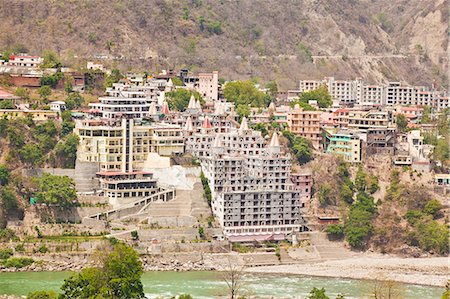 rishikesh - Buildings and temples at the waterfront, Ganges River, Rishikesh, Uttarakhand, India Stock Photo - Rights-Managed, Code: 857-06721519